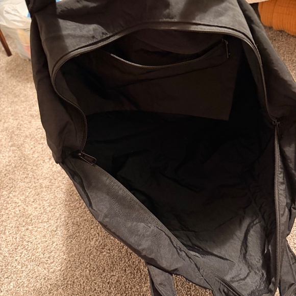 BAGGU Travel Cloud Bag | Black - Picture 3 of 5